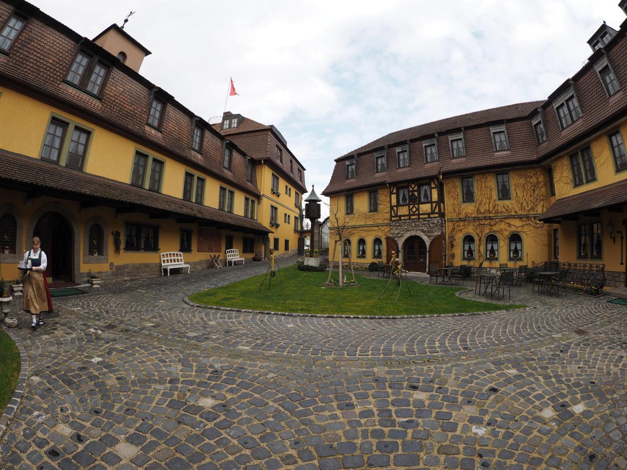 Hotel Leicht Biebelried Eksteriør bilde