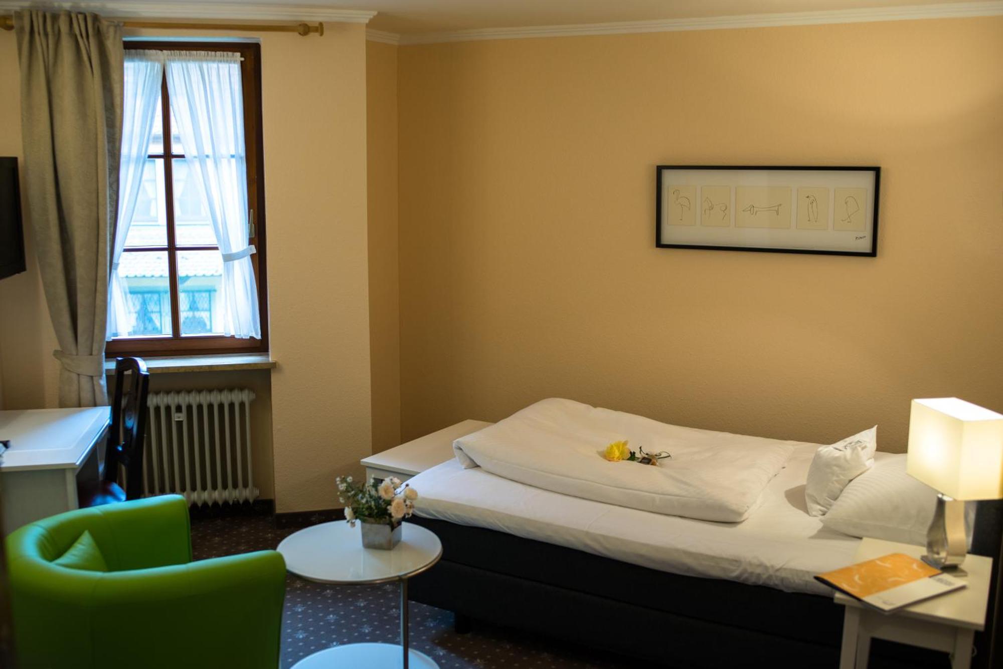 Hotel Leicht Biebelried Eksteriør bilde